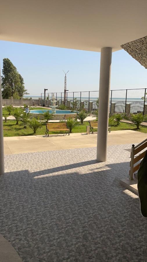 Hotel Black Sea Sukhumi Exterior foto