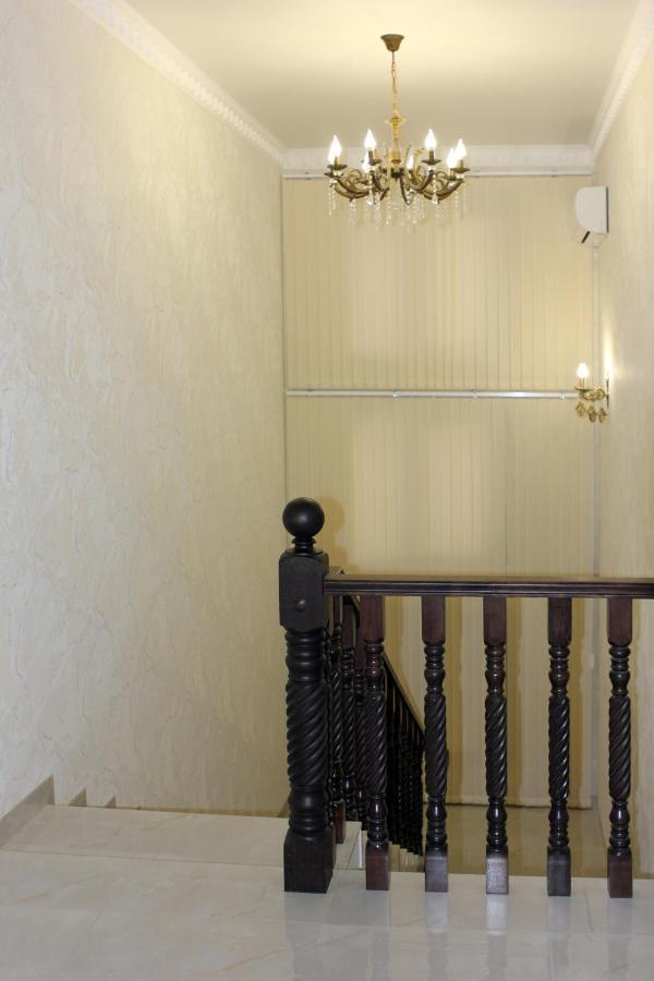 Hotel Black Sea Sukhumi Exterior foto